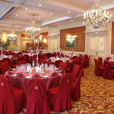 Le Plaza 5* Брюссель
