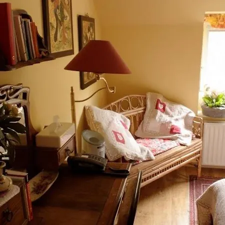 Les Bluets Hotel