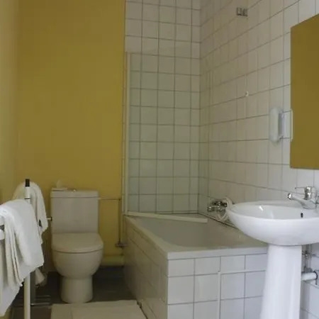 Les Bluets Hotel