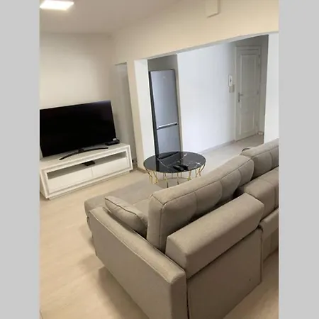 Au Coeur De Un Superbe . *