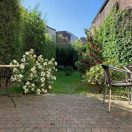 Bijou > Parvis St Pierre Apartment