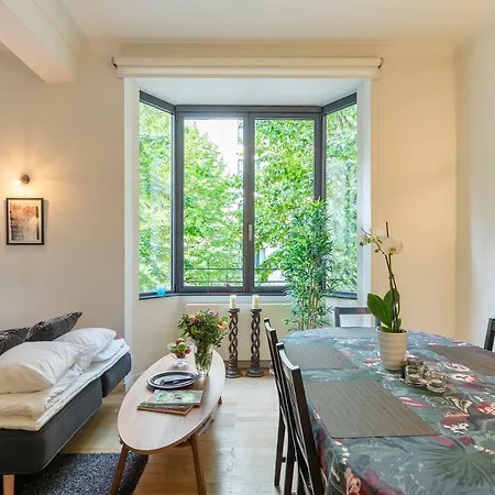 Suberb Apartment