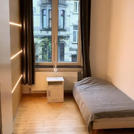 Magnifique Avec 1 Et Tout Comfort Appartement Brussel