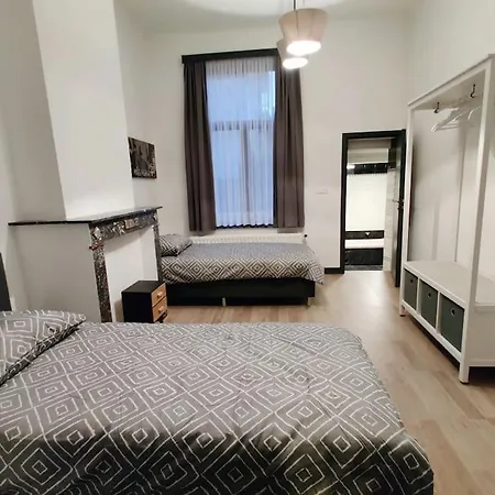 Modern Duplex 100m2 Perfect To Visit 아파트 *