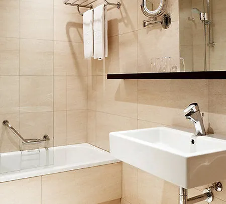 Nh Grand Place Arenberg Hotel