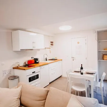 Aparthotel Super In 3*