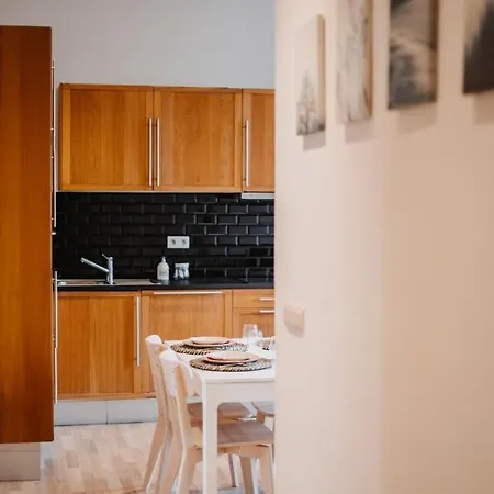 Aparthotel And Cozy In