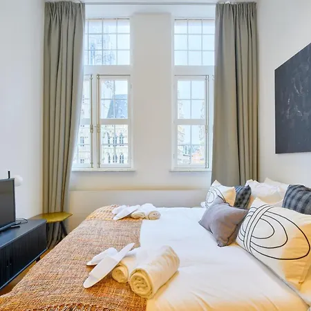 Maison Grand Place 5 아파트
