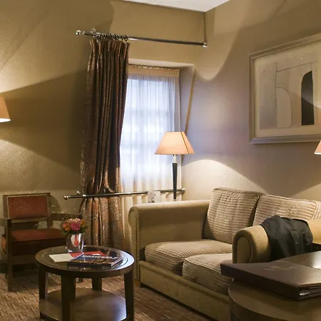 Warwick Grand-place 4*