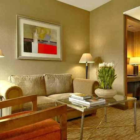 Warwick Grand-place Hotell