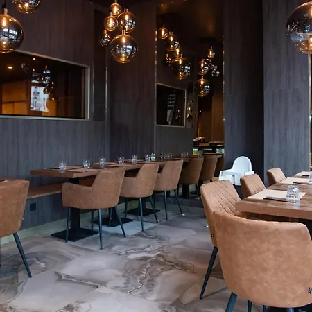 La Bourse ホテル 3*