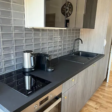 Cosy With Canal View * Brusel