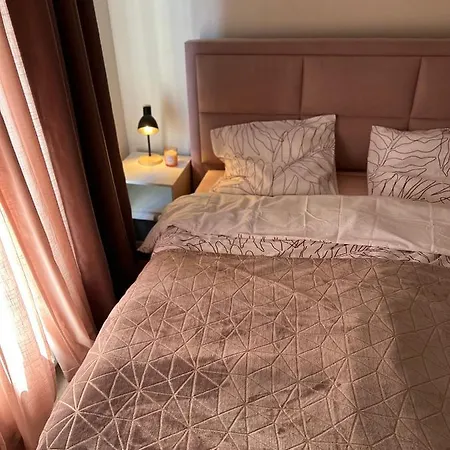 아파트 Charming Duplex On The Canal *