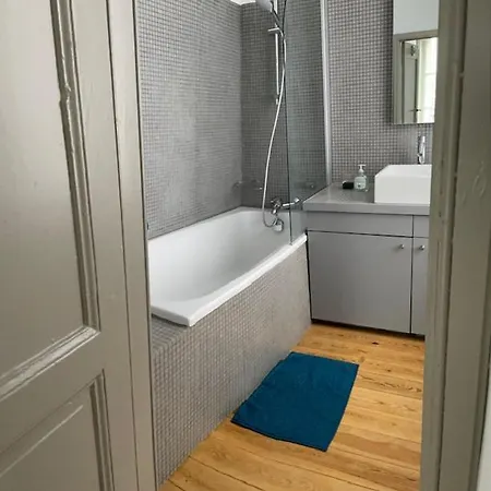 Duplex Dernier Etage Avec Terasse A Deux Pas De La Grand Place