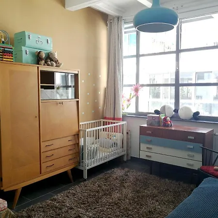 Bright Loft Close To Downtown 아파트 브뤼셀