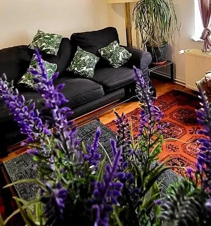 Bright Close To Zaventem Airport * Брюссель