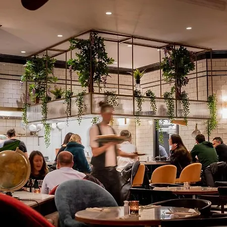 布鲁塞尔圣尼古拉斯酒店