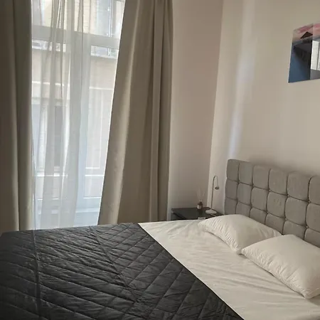 Exclusive Two-level With Private Terrace On The Canal Brussel