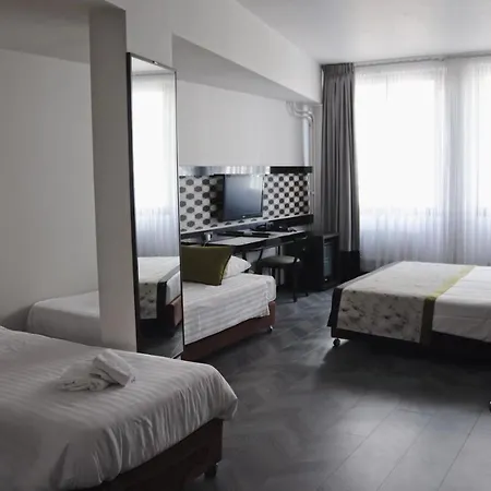 Отель Floris Arlequin Grand-place 3*