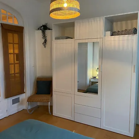 De Charme Dans Maison De Maitre Bruxelloise