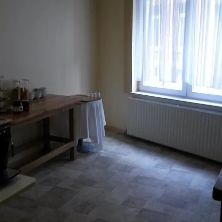 Queen Mary 3* بروكسل