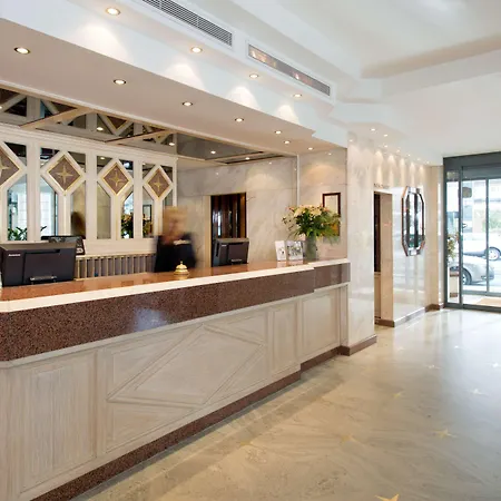 Hotel Western Royal Centre 3*