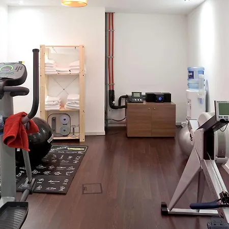 Adagio Grand Place 3*