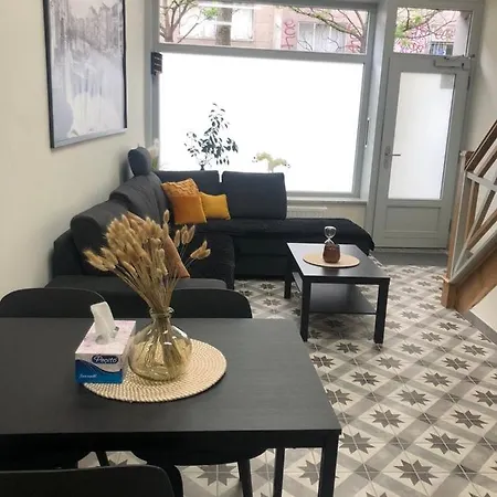 Au Marolles Atomium Homestay szállás