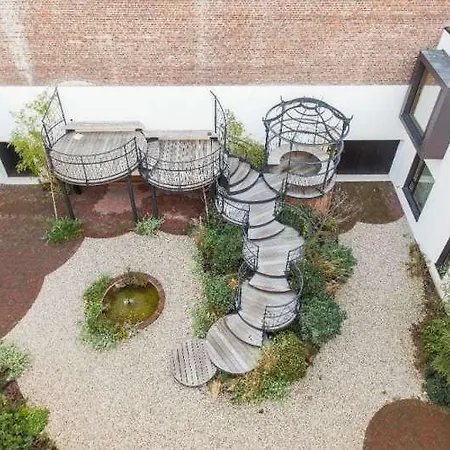Latroupe Jardin Secret Hotel Brussels
