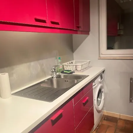 شقة Lovely 2 Bedrooms *