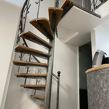 Duplex Situe A 2min De La Gare Du Nord