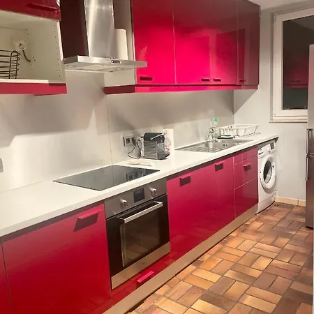 شقة Lovely 2 Bedrooms