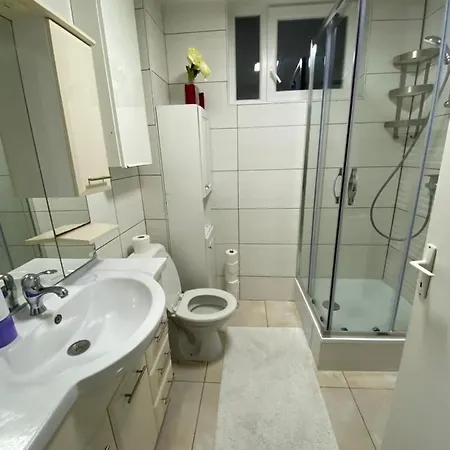 Deux Pres De Atomium * Bruksela