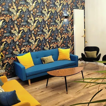 Brand New Iris With Private Bathroom And Balcony Брюссель