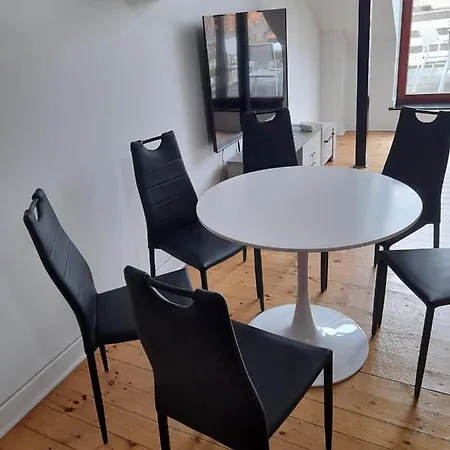 Triplex Magnifique Avec 3 Chambres Et Terrasse Lejlighed
