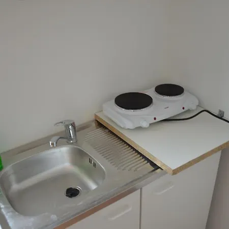 Appartement Awesome Studio In Marolles