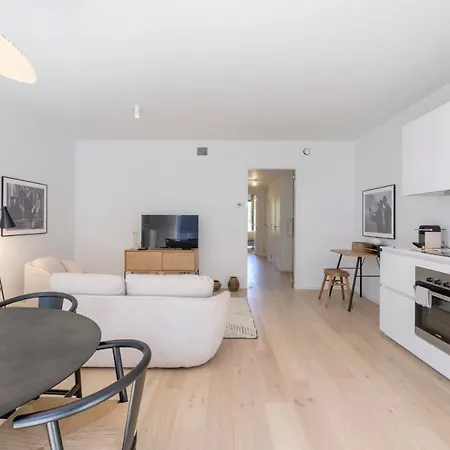 Lumineux 1 Proche Ecole Europeenne Appartement *