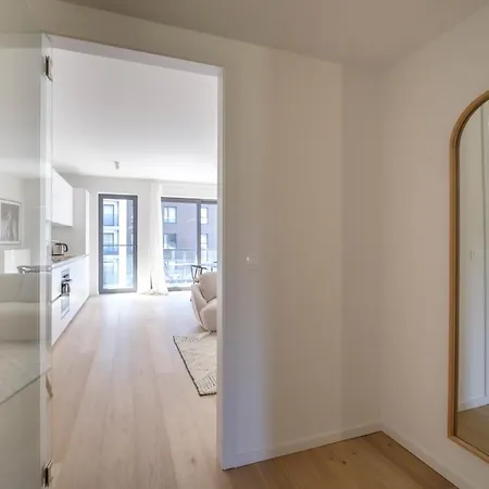 Lumineux 1 Proche Ecole Europeenne Appartement