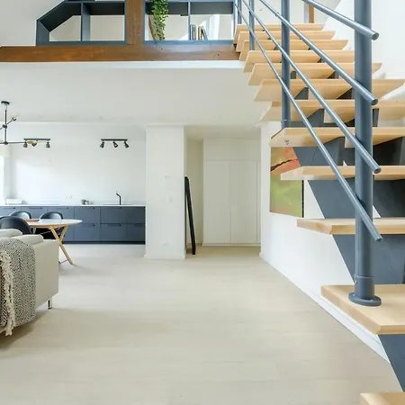 Tendance 1 Et Mezzanine Proximite Chatelain, Brugmann