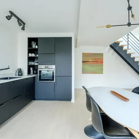 Tendance 1 Et Mezzanine Proximite Chatelain, Brugmann Brussels
