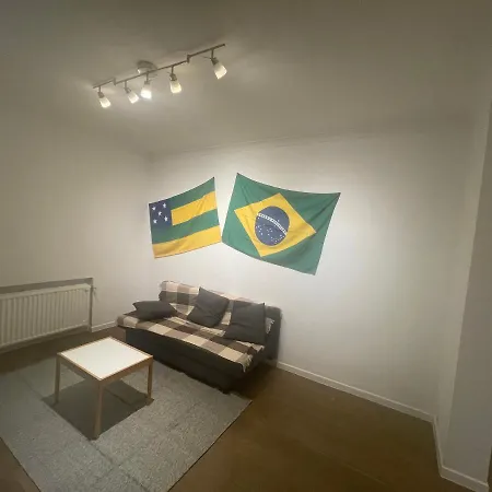 Quartos Privados Em Apartamento Compartilhado Em