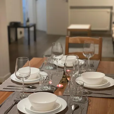Quartos Privados Em Apartamento Compartilhado Em Pansiyon *