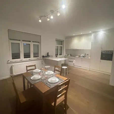 Quartos Privados Em Apartamento Compartilhado Em *