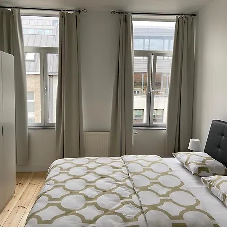 Modern Third Floor Brusel