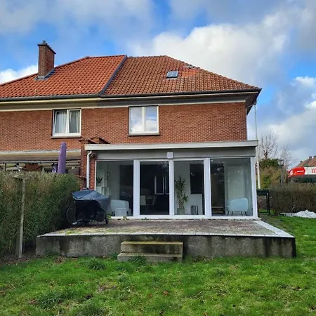 Villa Bed & Garden