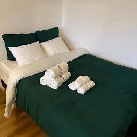 Cozy Studio Near Center *