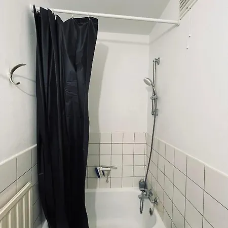 Cozy Studio Near Center *