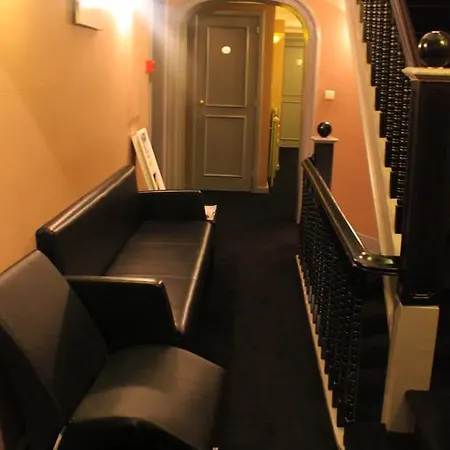 Hotel Story' 2*
