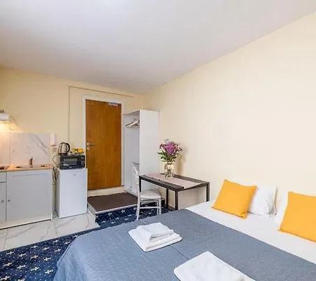 Argonne Gare Du Midi 29 * Brüksel