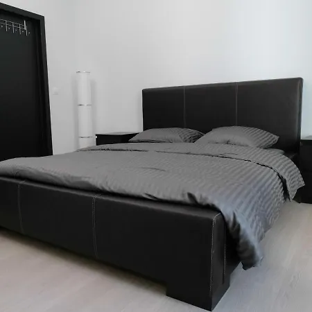 The Elise Apartment *